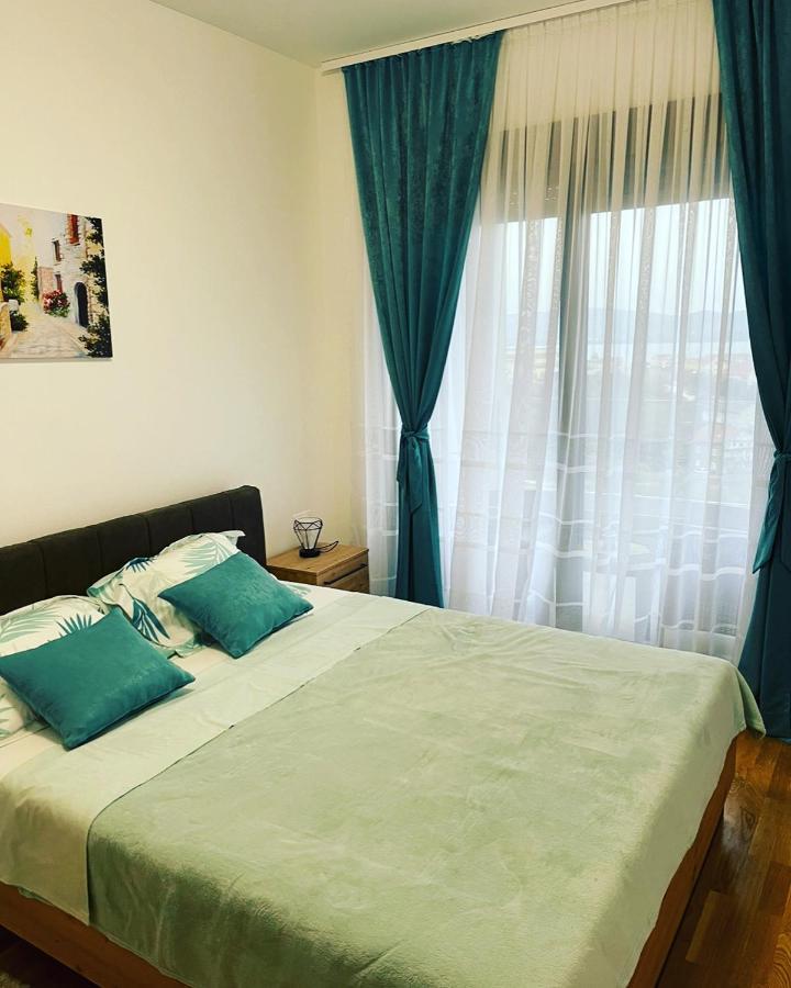 Apartman Iva Tivat Exterior foto