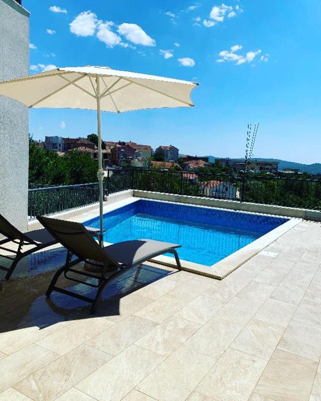 Apartman Iva Tivat Exterior foto